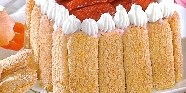 Charlotte aux fraises