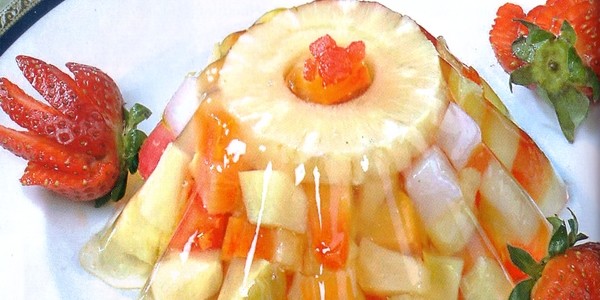 Coktail de fruits gélatinés