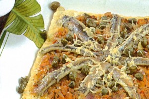 Pizza aux anchois et aux càpres