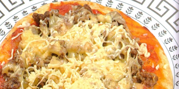 Pizza à la viande hachée