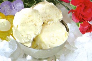 créme glacée au lait concentré