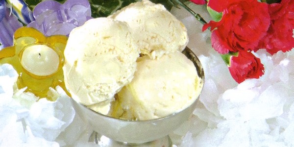 créme glacée au lait concentré