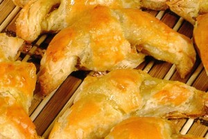 Croissants à la mortadelle