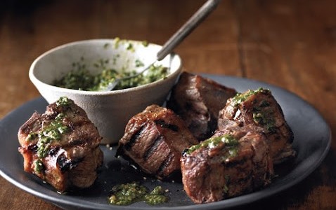 Agneau mariné aux herbes