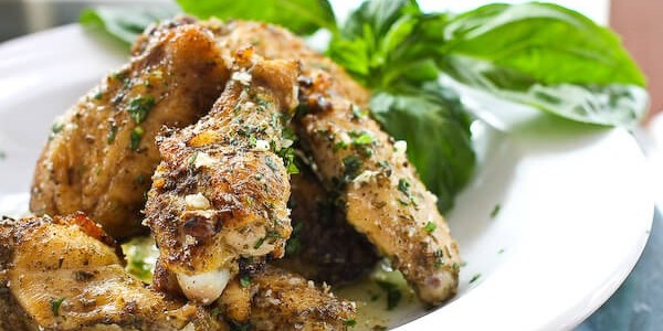 Ailes de poulet aux épinards
