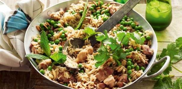 Riz au poulet et petits pois