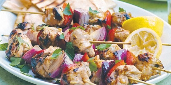 Brochettes de poulet au papkika