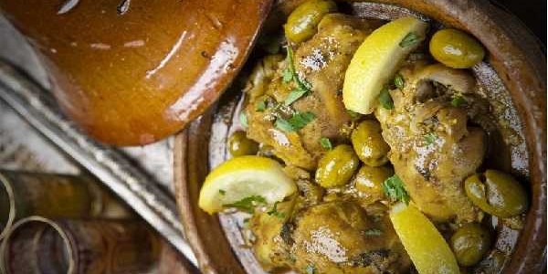 Cuisses de poulet aux olives