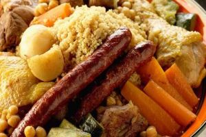 Couscous Royal Poulet et merguez