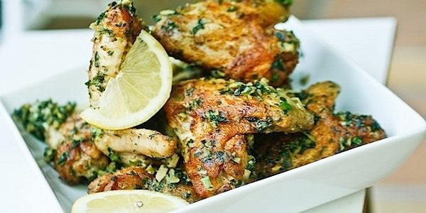 Ailes de poulet au citron et à la coriandre